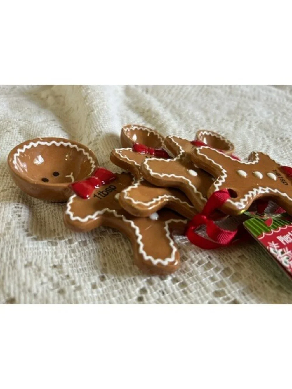 Pier 1 Imports Gingerbread Man Measuring Spoons Set